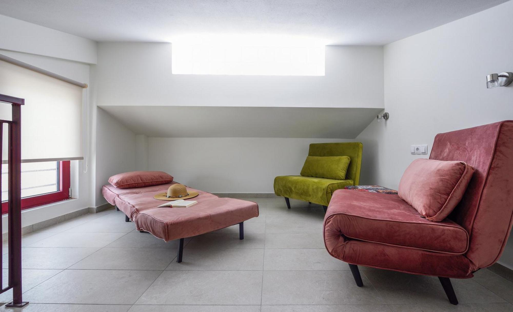 Elpiniki Luxury Rooms Nea Poteidaia Buitenkant foto