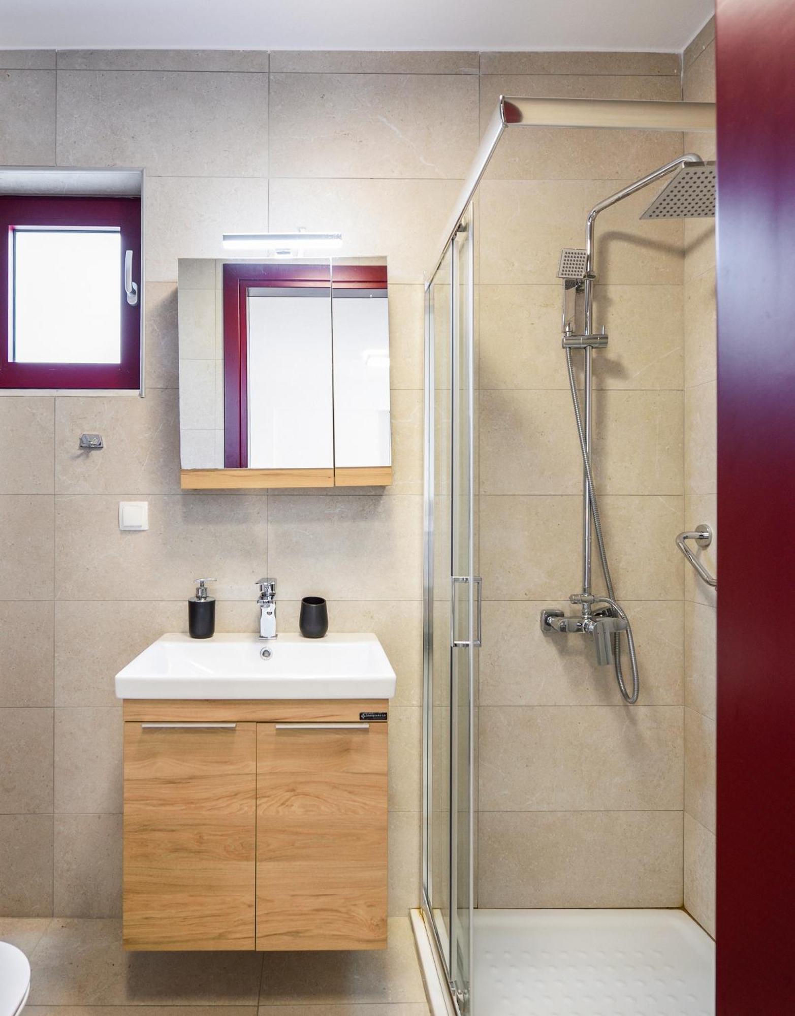 Elpiniki Luxury Rooms Nea Poteidaia Buitenkant foto