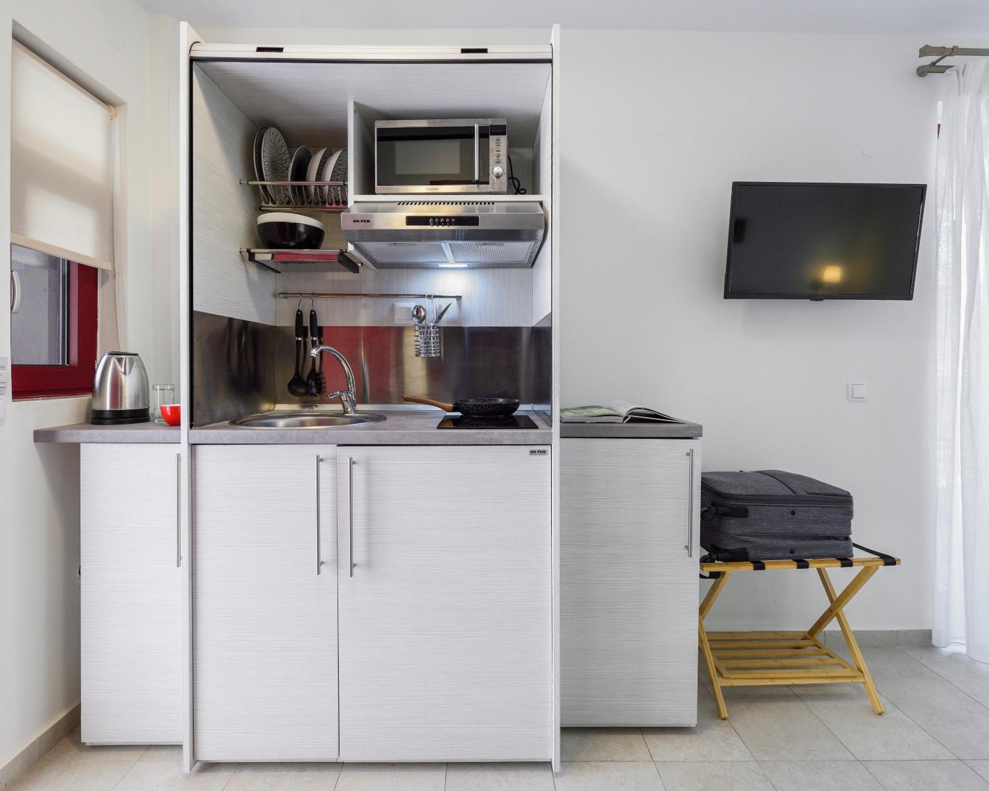 Elpiniki Luxury Rooms Nea Poteidaia Buitenkant foto