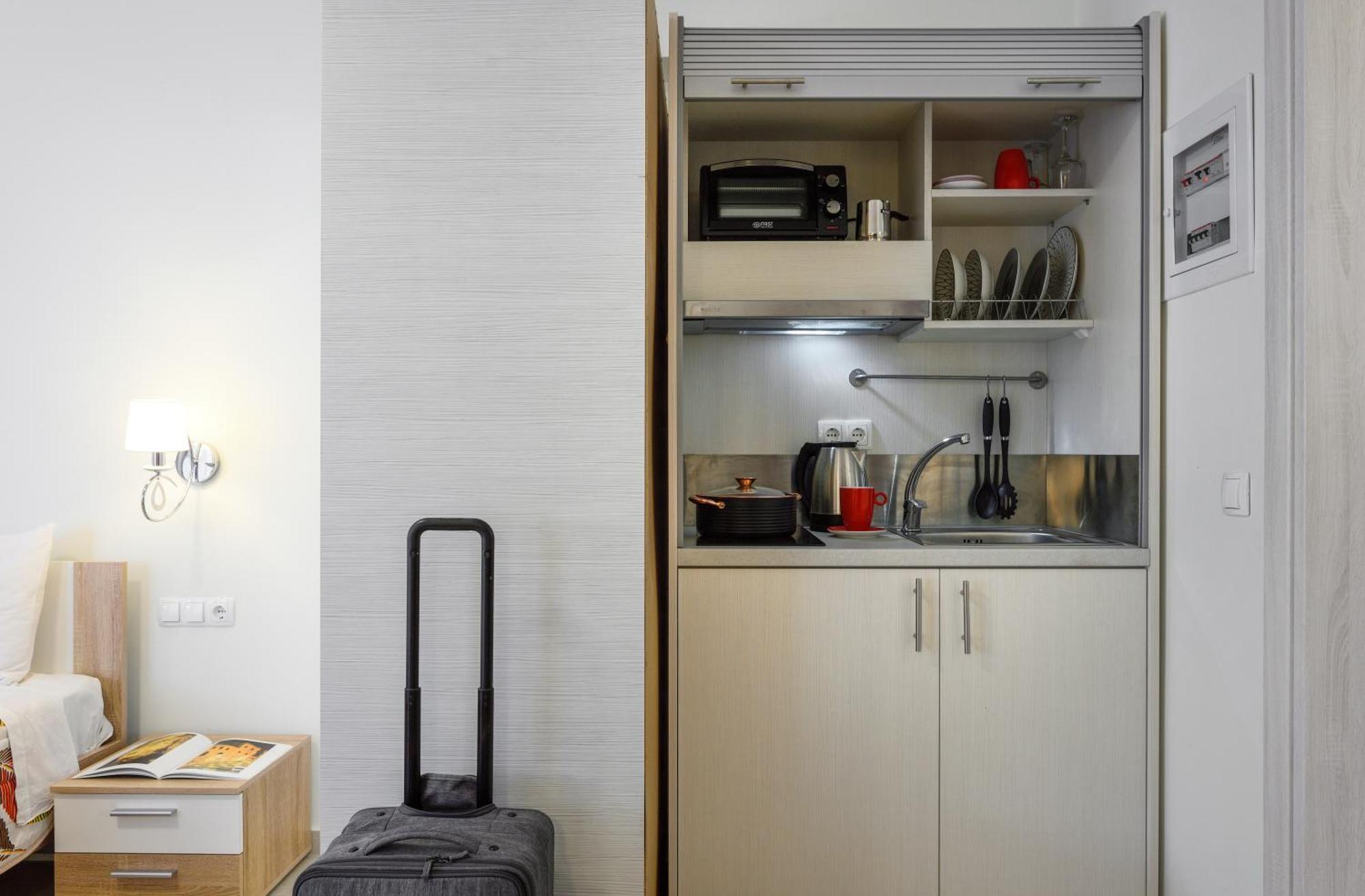 Elpiniki Luxury Rooms Nea Poteidaia Buitenkant foto