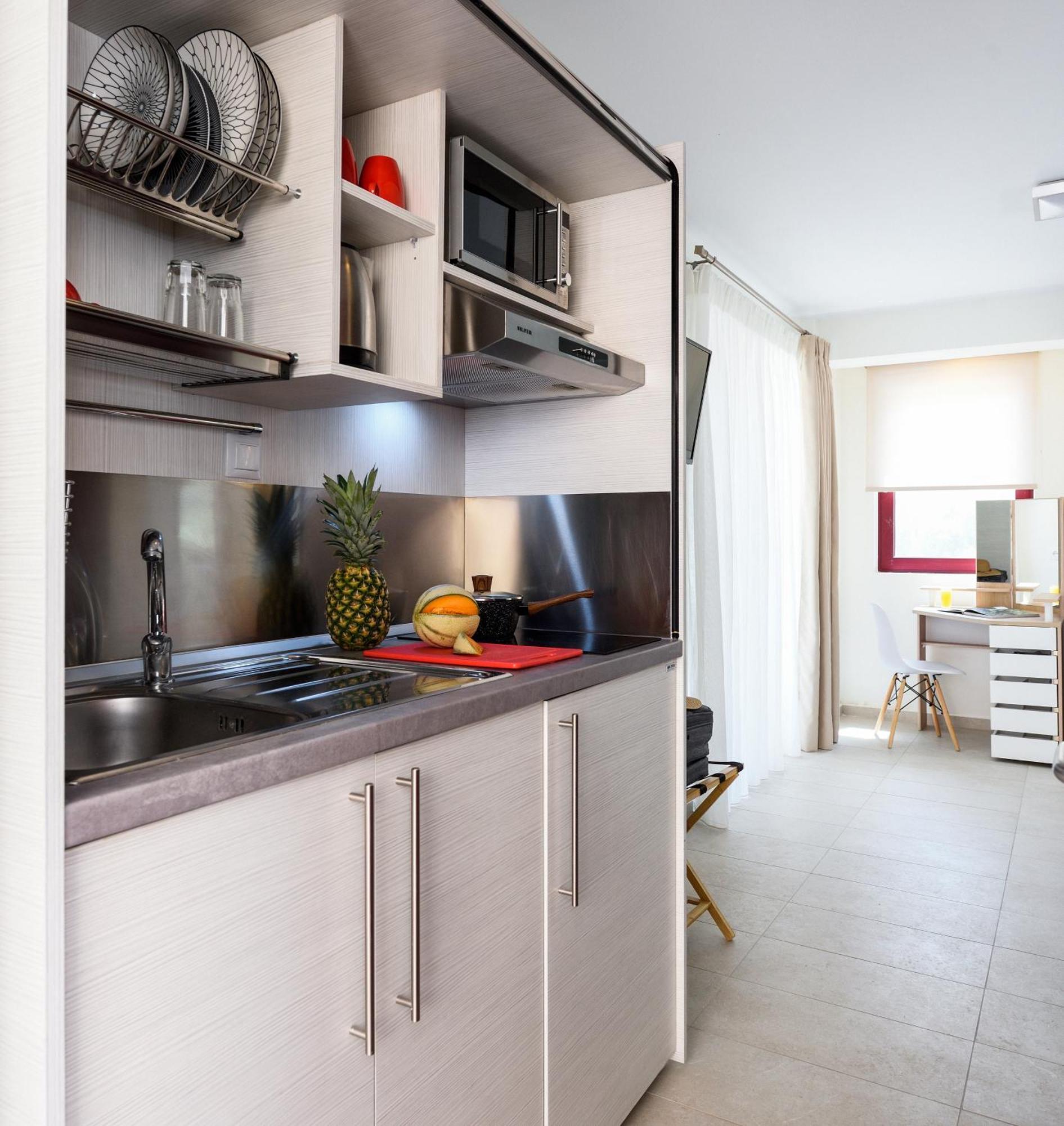 Elpiniki Luxury Rooms Nea Poteidaia Buitenkant foto