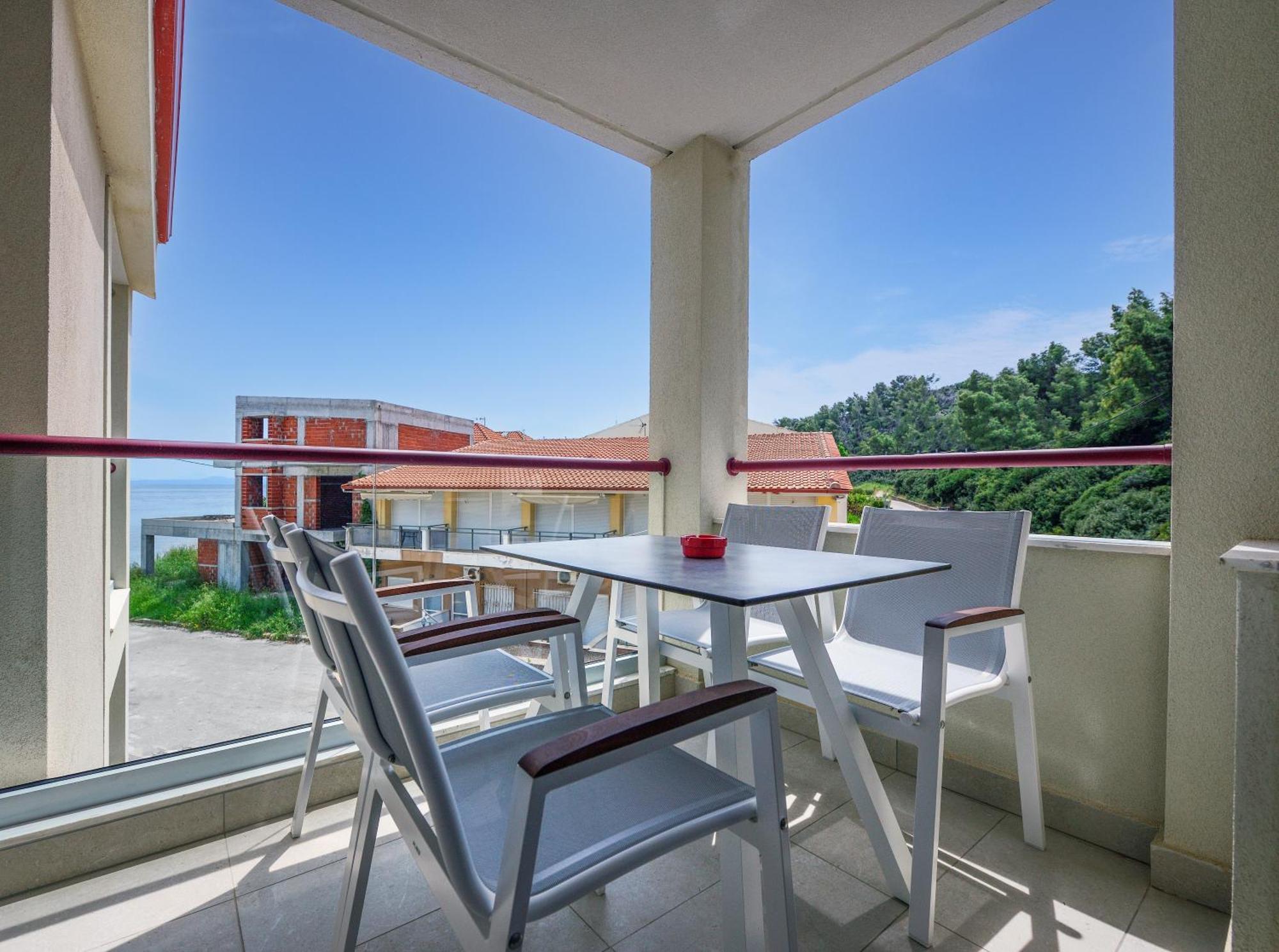 Elpiniki Luxury Rooms Nea Poteidaia Buitenkant foto